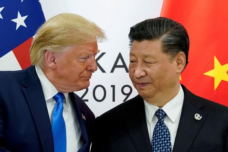 Administrasi Trump melarang investasi AS di perusahaan yang terkait dengan militer China