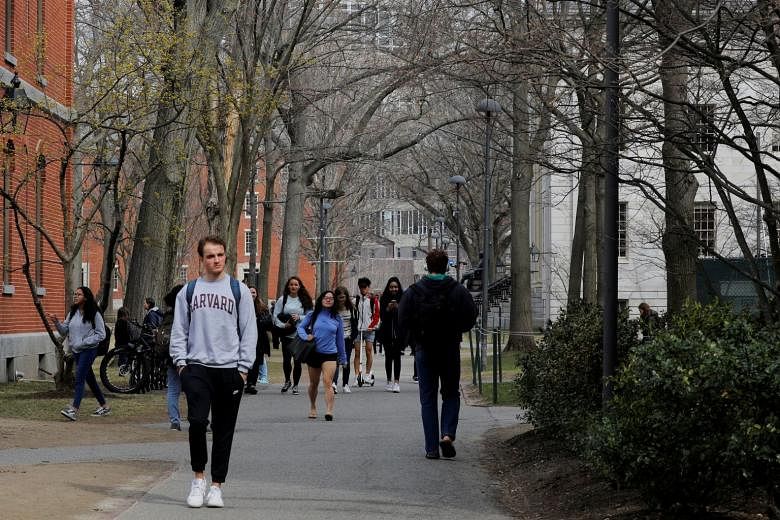Pengadilan AS menjunjung tinggi penerimaan berbasis ras Harvard; Banding Mahkamah Agung diharapkan