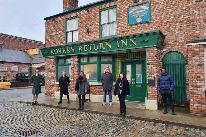 Coronation Street, sinetron TV terlama di dunia, merayakan 60 tahun di layar kaca