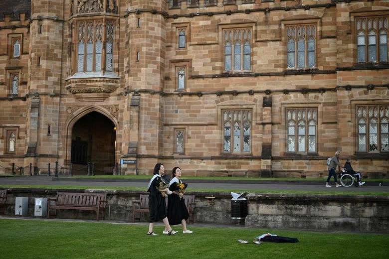 Coronavirus: Australia membatalkan rencana untuk mengizinkan mahasiswa asing kembali